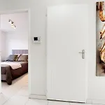 Stunning In Saint-georges-de-didon דירה סן-ז'ורז'-דה-דידון