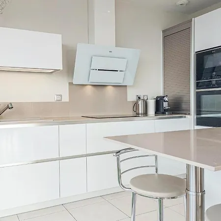 Pet Friendly In Saint-georges-de-didon * Saint-Georges-de-Didonne