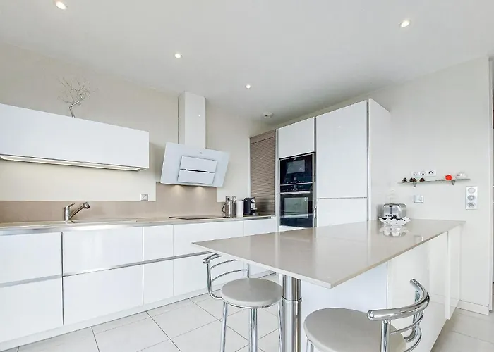 Pet Friendly In Saint-georges-de-didon