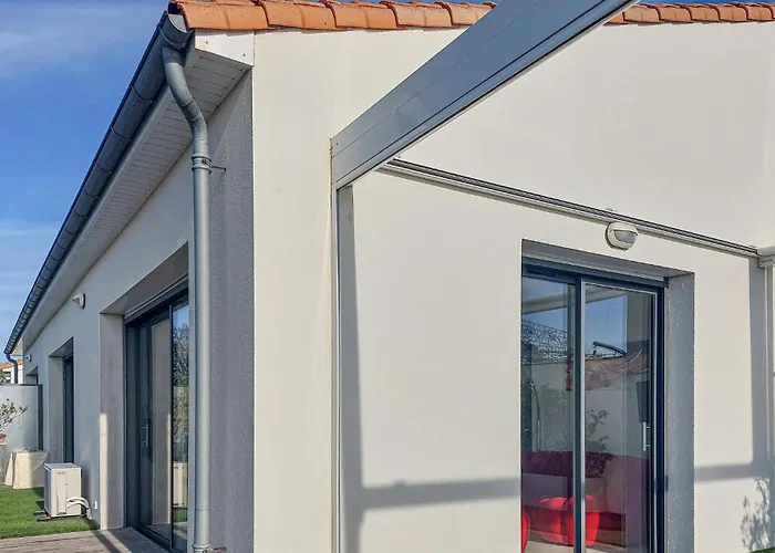 Pet Friendly In Saint-georges-de-didon Apartment Saint-Georges-de-Didonne